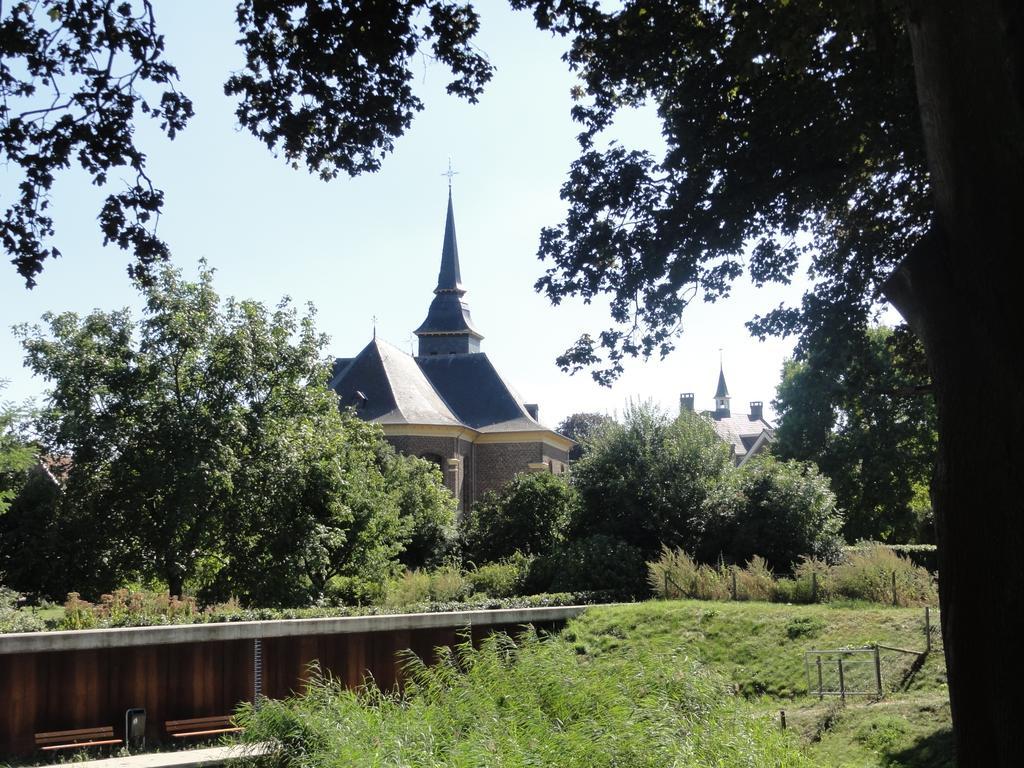 B&B Appartementen Engelenhof Stevensweert Exteriör bild